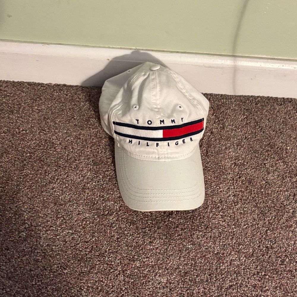 Tommy Hilfiger Cream Cap with Red and Blue Accents
